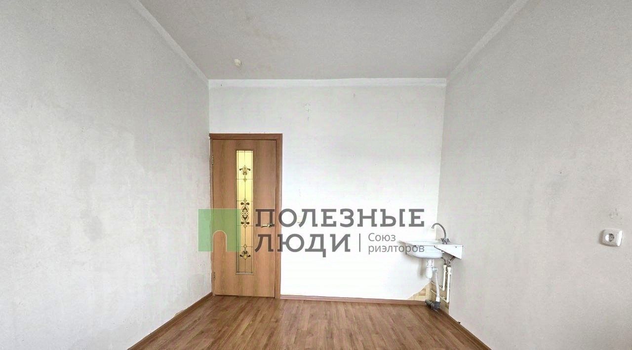 квартира г Орел р-н Заводской б-р Молодежи 18 фото 2