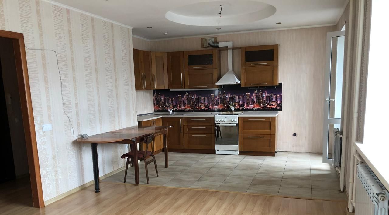 квартира г Омск р-н Кировский ул Дианова 9к/1 фото 9