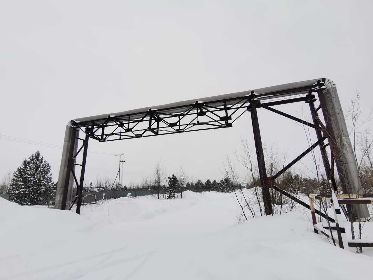 земля Нижневартовский район, посёлок городского типа Излучинск, Вадима Гвоздева улица, д. 3 фото 9