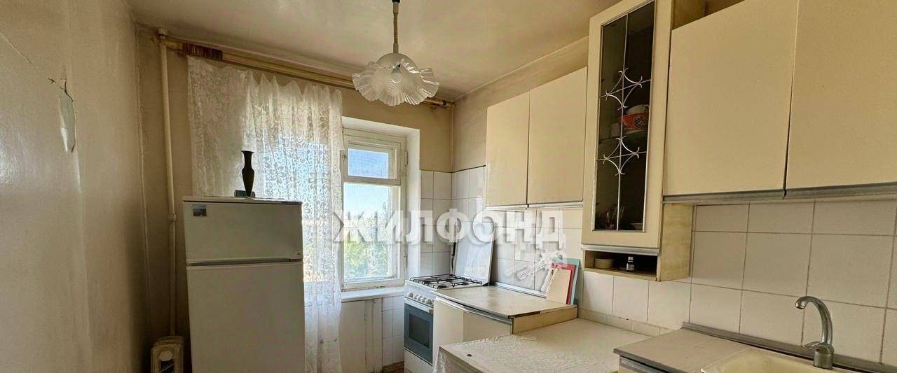 квартира г Астрахань р-н Кировский ул Софьи Перовской 103к/26 фото 3