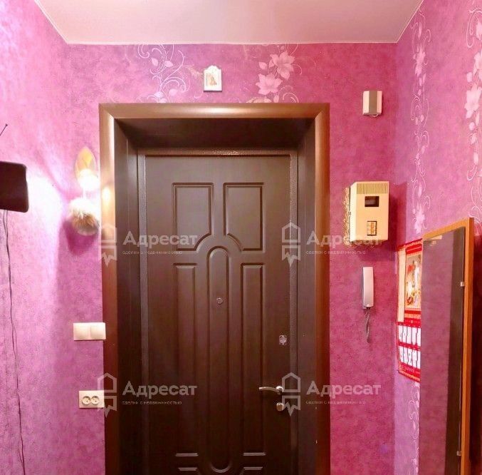 квартира г Волгоград р-н Краснооктябрьский пр-кт Волжский 6 фото 1