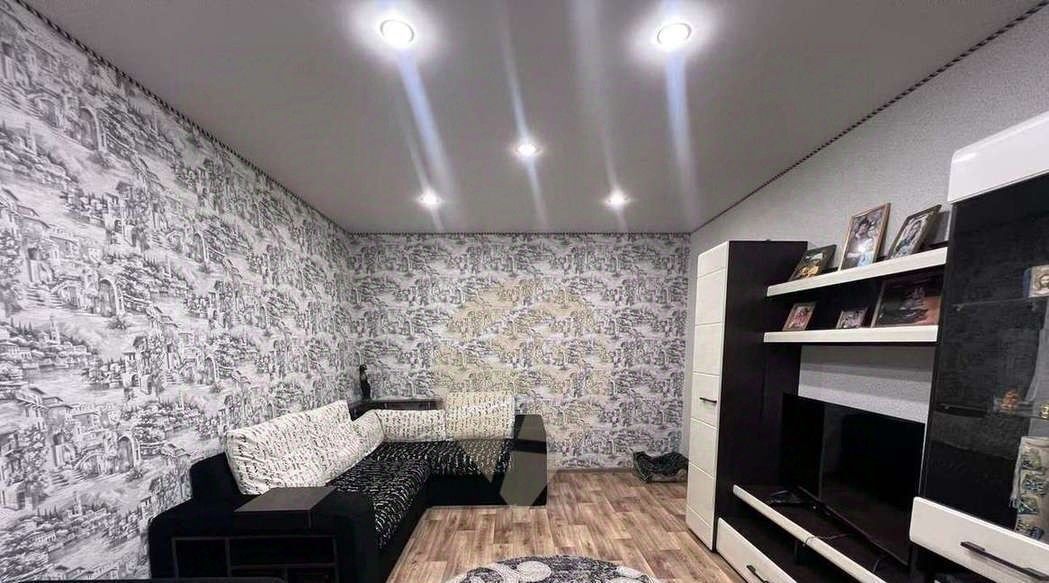 квартира г Старый Оскол мкр Королева 12 фото 2