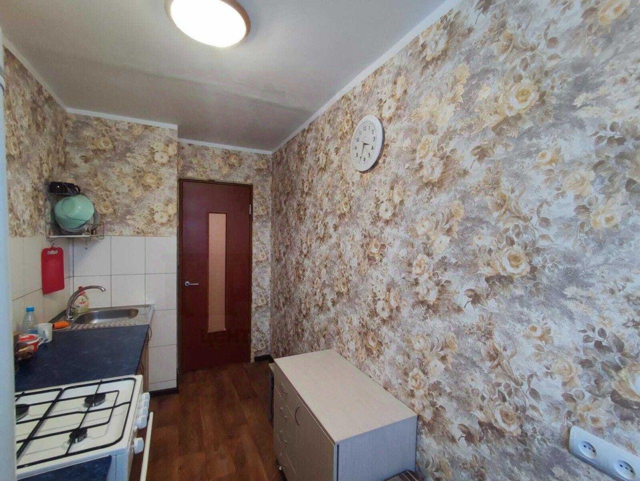 квартира г Екатеринбург р-н Орджоникидзевский улица Молодёжи, 82 фото 2