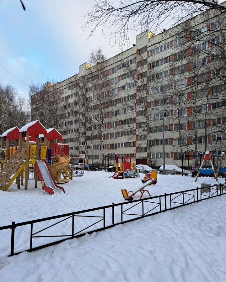 квартира г Санкт-Петербург метро Проспект Просвещения аллея Придорожная 21 фото 18