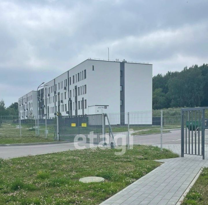квартира г Калуга р-н Московский ул Белые Росы 3 фото 4