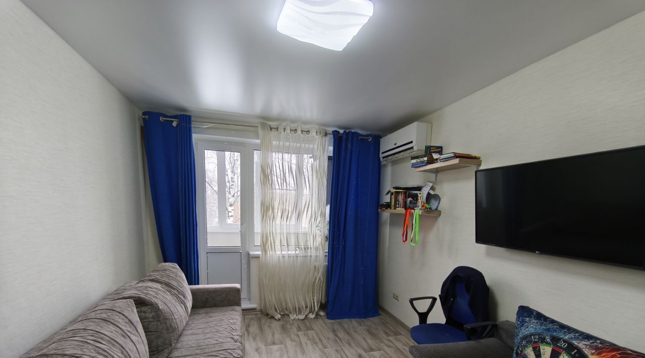квартира г Тольятти р-н Автозаводский б-р Курчатова 14 4-й кв-л фото 4