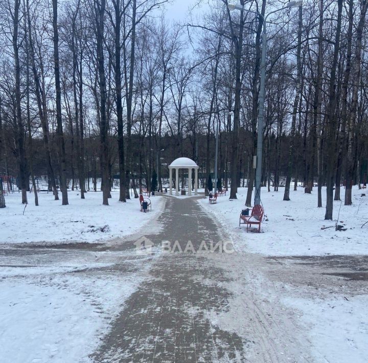 квартира г Калуга р-н Октябрьский ул Тарутинская 231к/6 фото 12