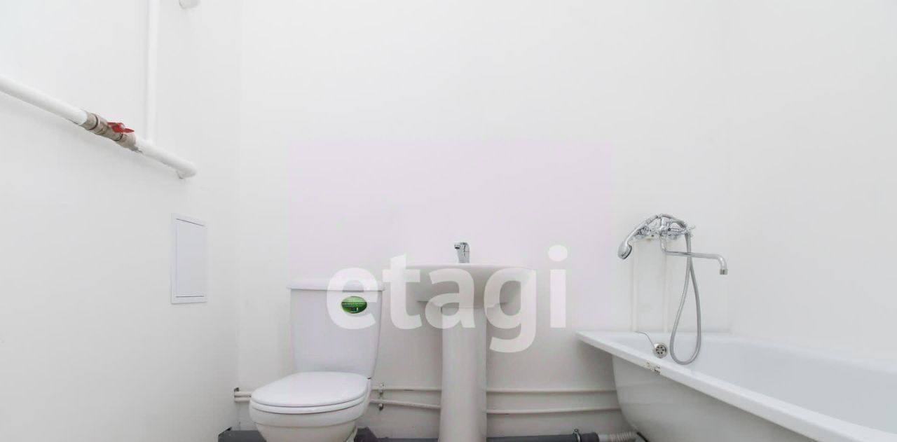 квартира г Красноярск р-н Центральный ш Северное 48а фото 19