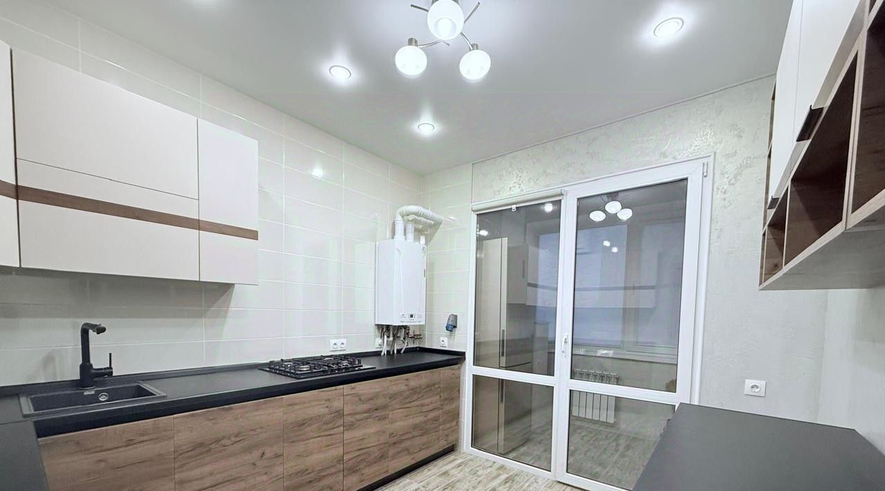 квартира г Ставрополь р-н Промышленный ул Доваторцев 82/2 фото 3