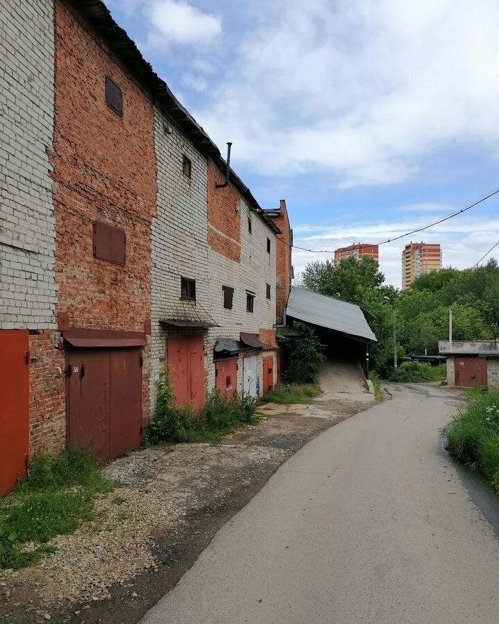 гараж г Пермь р-н Мотовилихинский ул Степана Разина 10 фото 3