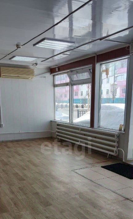 торговое помещение г Муравленко ул Губкина 32б фото 6