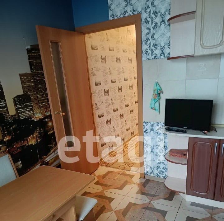 квартира г Красноярск р-н Свердловский ул Карамзина 11 фото 6