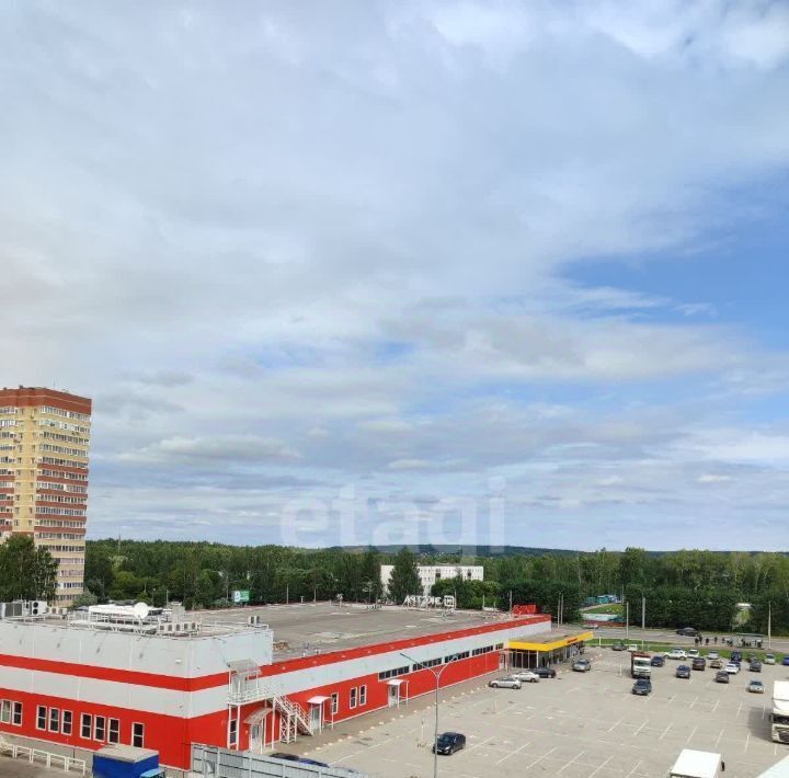 квартира г Пермь р-н Кировский ул Сокольская 10б фото 1