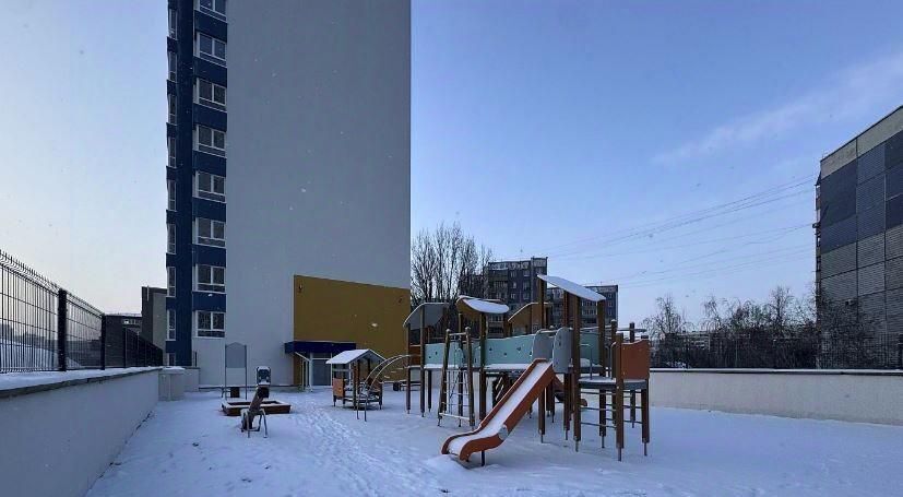 квартира г Барнаул р-н Индустриальный ул Шумакова 13 фото 2