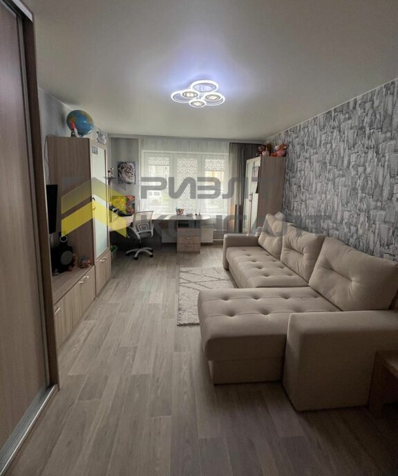 квартира г Омск ул 21-я Амурская 25к/3 фото 2