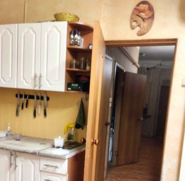 комната г Уфа р-н Орджоникидзевский ул Российская 42/1 фото 2