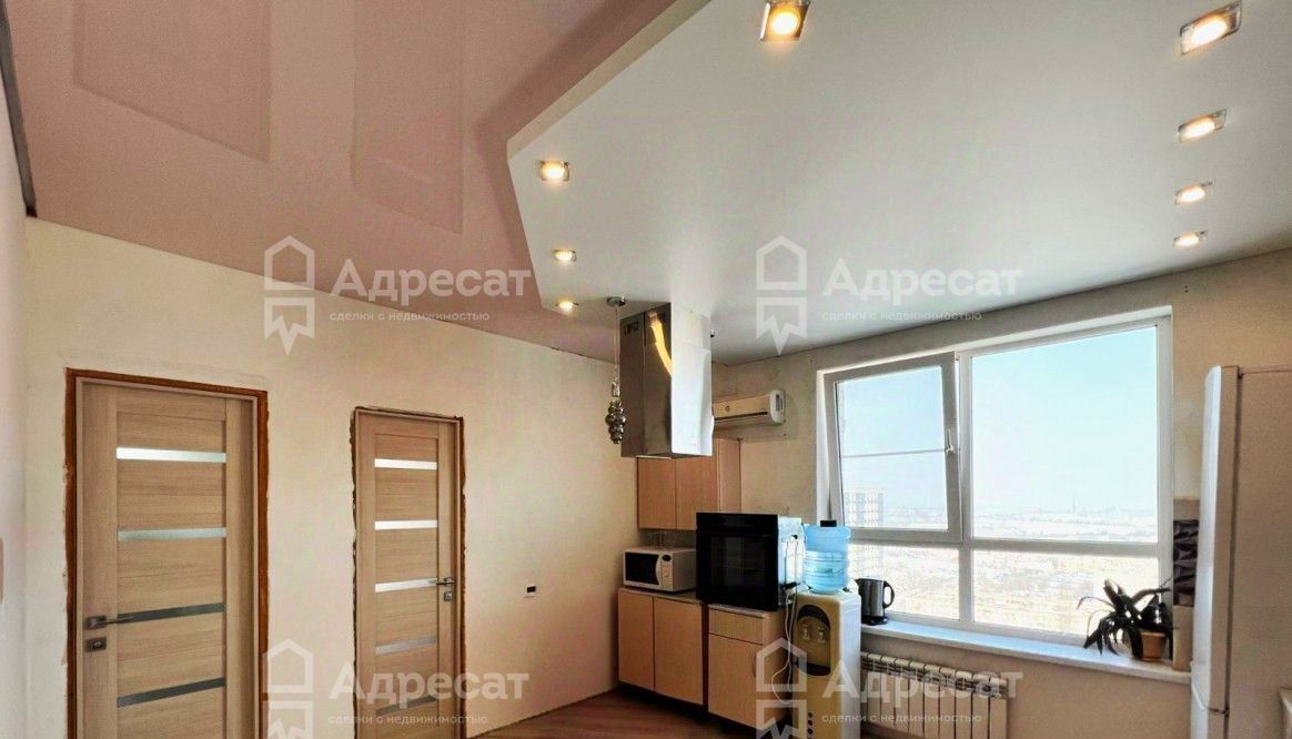 квартира г Волгоград р-н Тракторозаводский ул им. Демьяна Бедного 2а фото 5