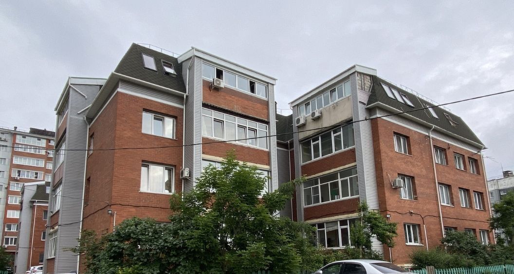 квартира г Владивосток р-н Ленинский ул Адмирала Кузнецова 86 фото 1