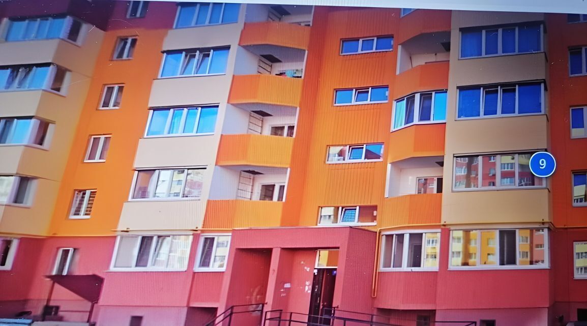 квартира г Брянск р-н Бежицкий ул братьев Ткачевых 9 фото 1