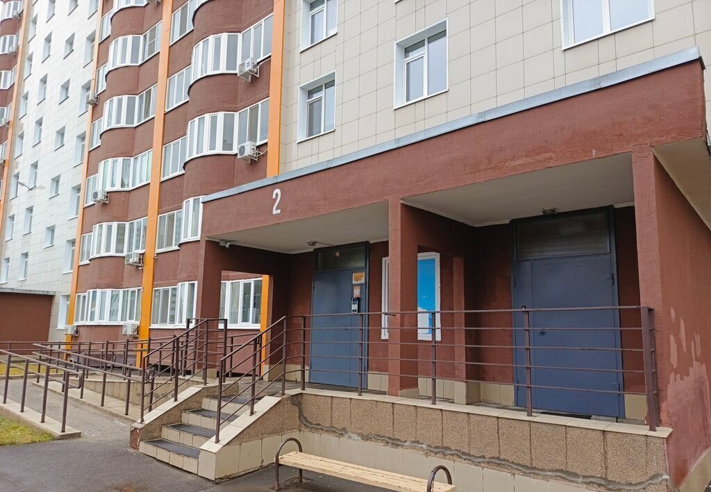 квартира г Оренбург р-н Ленинский ул Уральская 2/18 фото 1