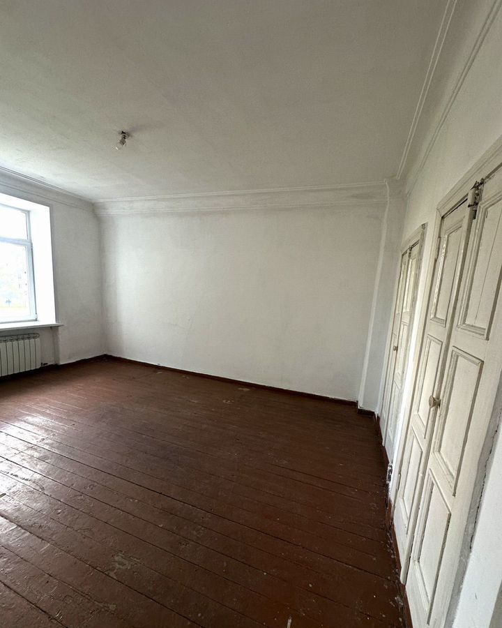 квартира г Новокузнецк р-н Кузнецкий ул Петракова 48 фото 2
