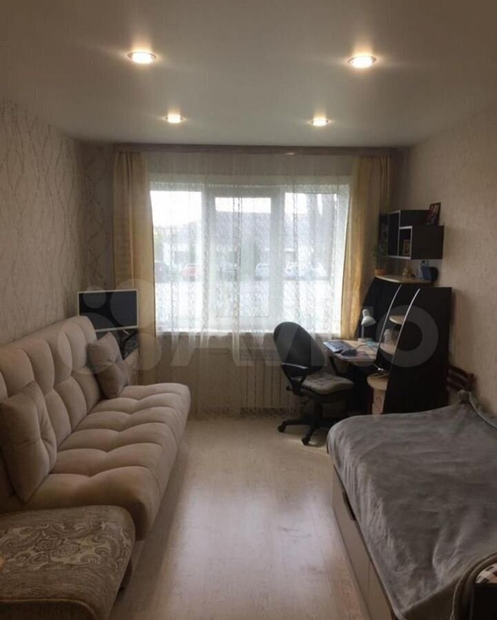 квартира г Первоуральск ул Совхоз Первоуральский 11а фото 2
