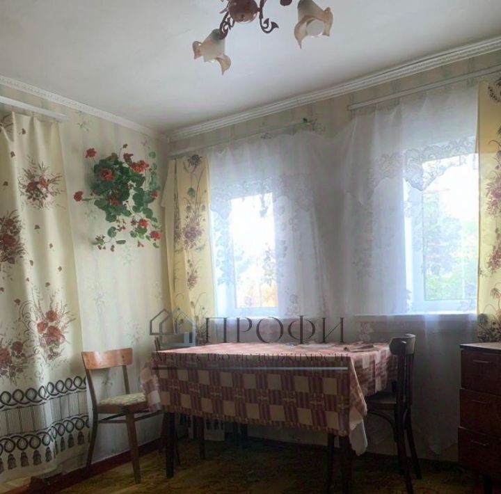 дом р-н Новооскольский г Новый Оскол ул Спортивная фото 3
