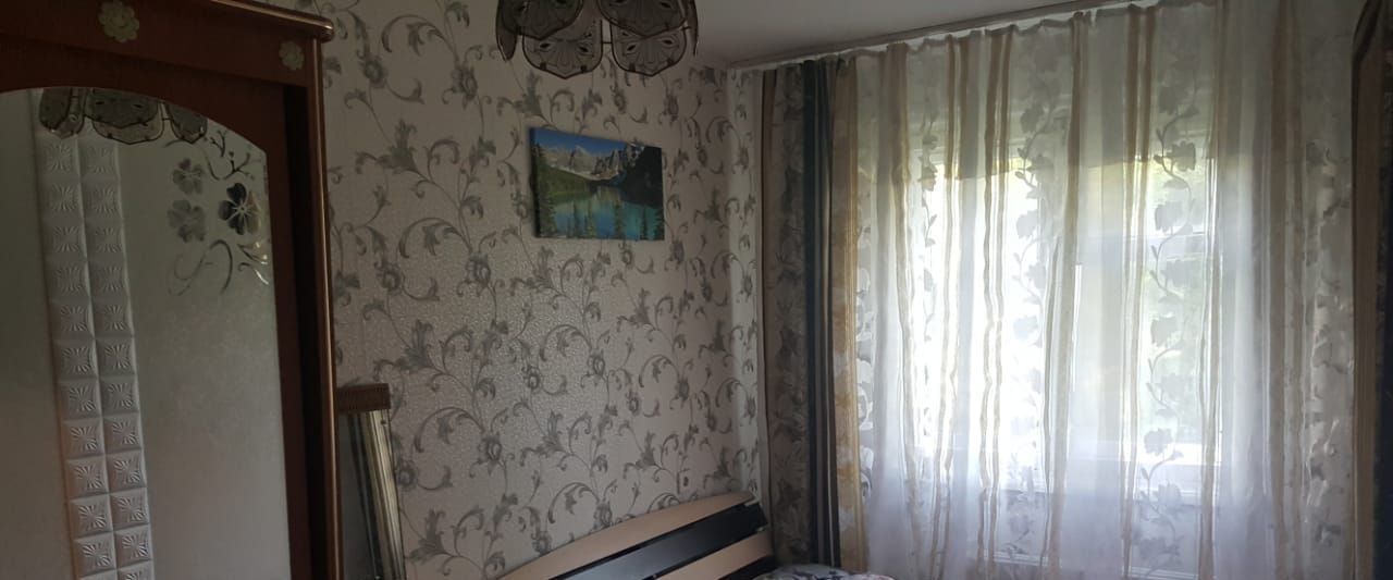 квартира г Мыски ул. Максима Горького, 36 фото 2