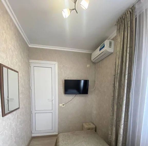 комната г Сочи р-н Адлерский Адлер ул Чкалова 49 жилрайон фото 1