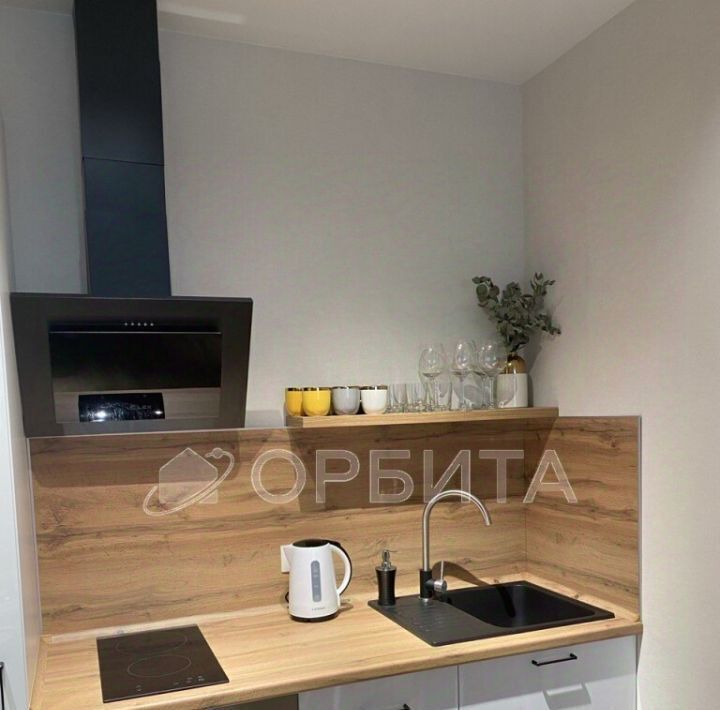 квартира г Тюмень р-н Центральный ул Газовиков 73к/1 фото 2