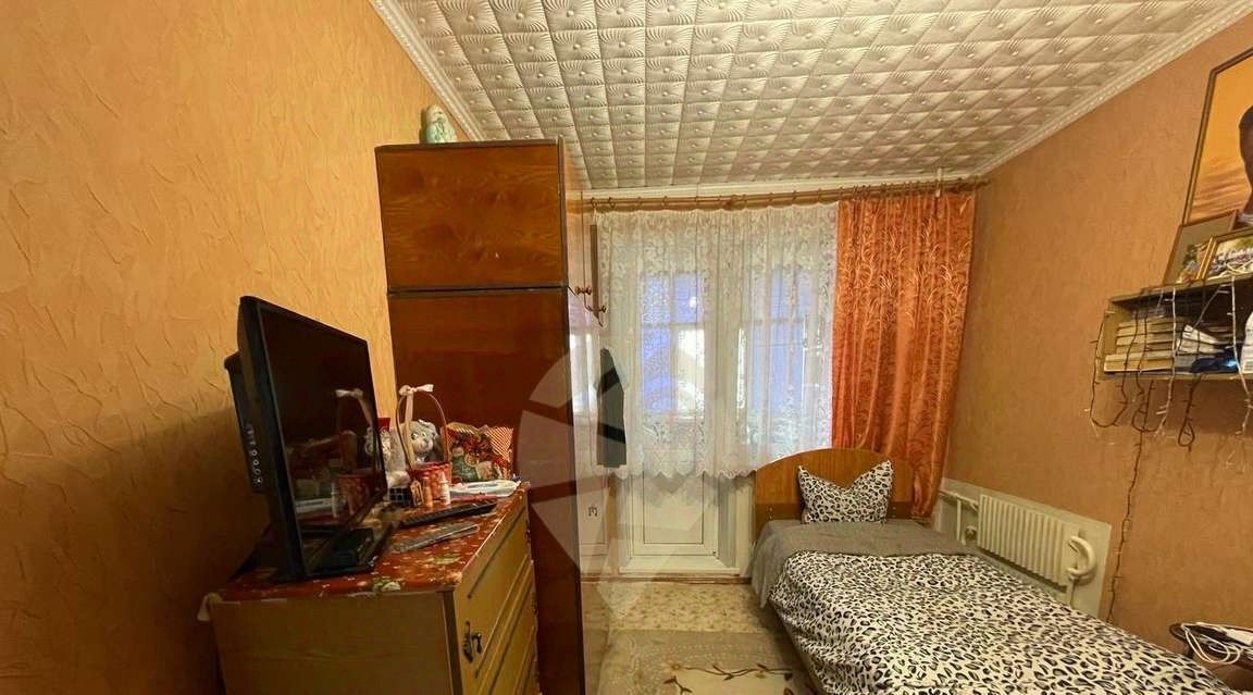 квартира г Старый Оскол Солнечный микрорайон 15 фото 2