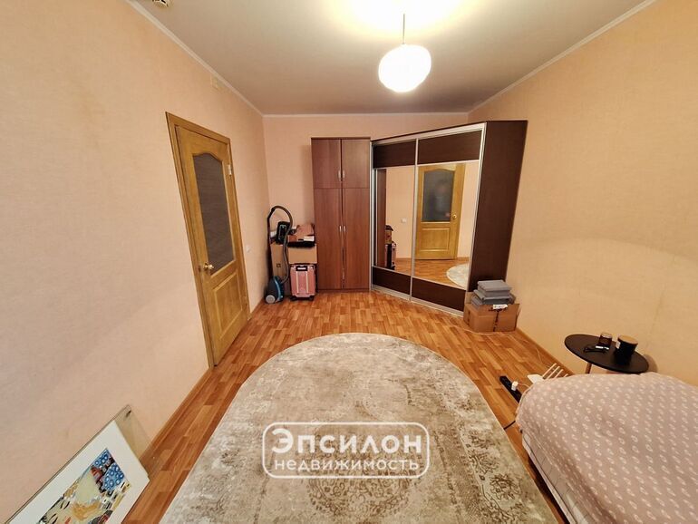 квартира г Курск р-н Центральный пр-кт Вячеслава Клыкова 53 фото 2