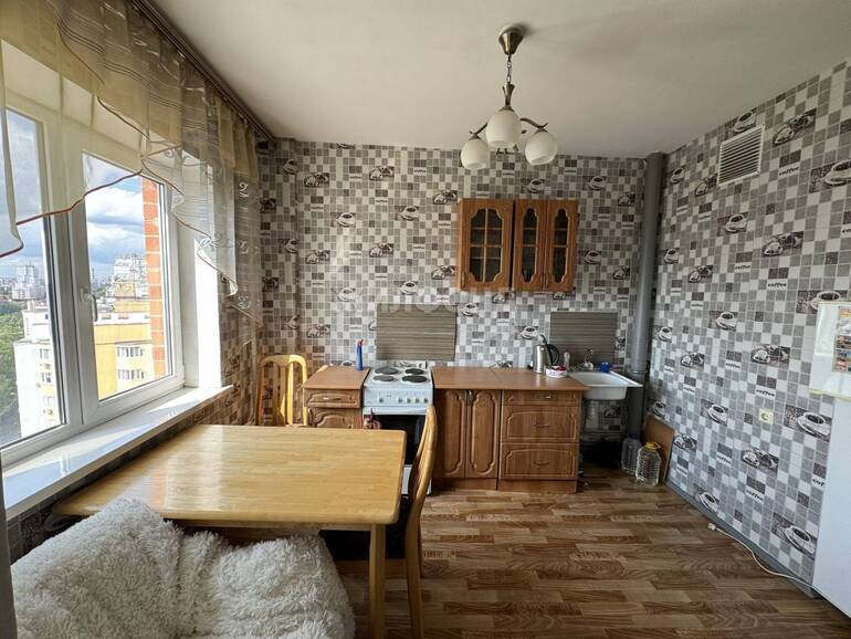 квартира г Белгород Западный ул Есенина 8а фото 2