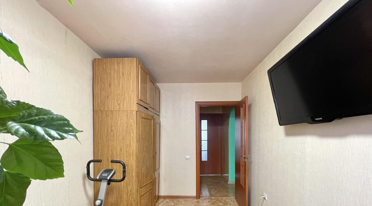 квартира г Омск р-н Центральный ул Багратиона 25а пос. Амурский фото 18