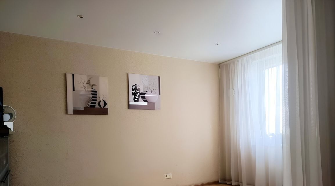 квартира г Омск р-н Кировский ул Конева 10 фото 1