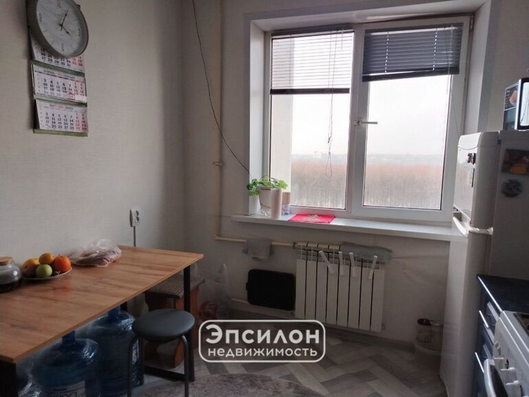 квартира г Курск р-н Центральный ул Веспремская 7 фото 5