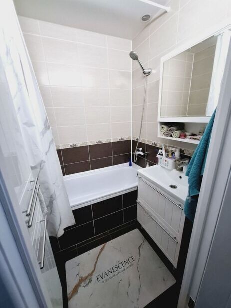 квартира г Старый Оскол мкр Дубрава квартал 3 12 фото 8