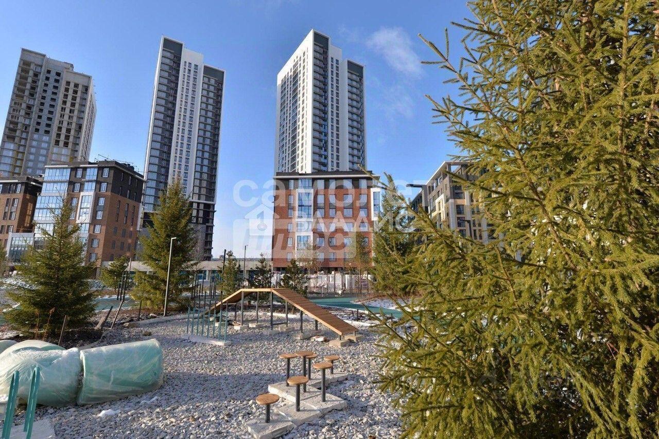 квартира г Екатеринбург р-н Железнодорожный ул Азина 31 фото 1