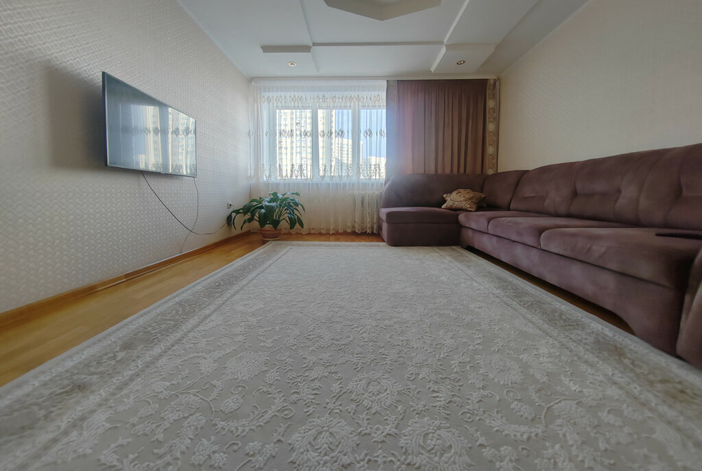квартира г Саратов р-н Фрунзенский ул Новоузенская 180б фото 1