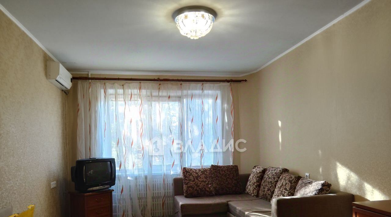 квартира г Волгоград р-н Дзержинский ул им. Землячки 26 фото 4
