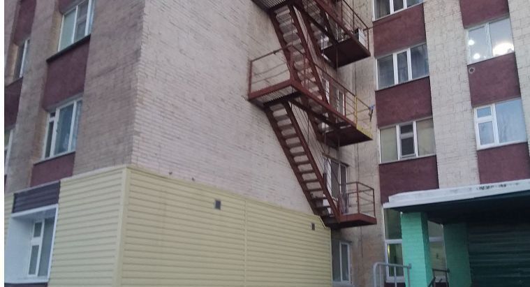 комната г Нижневартовск ул Менделеева 10 фото 3