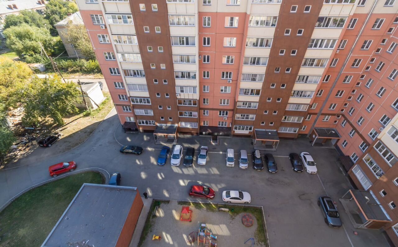 квартира г Челябинск р-н Ленинский ул Новороссийская 18а фото 2