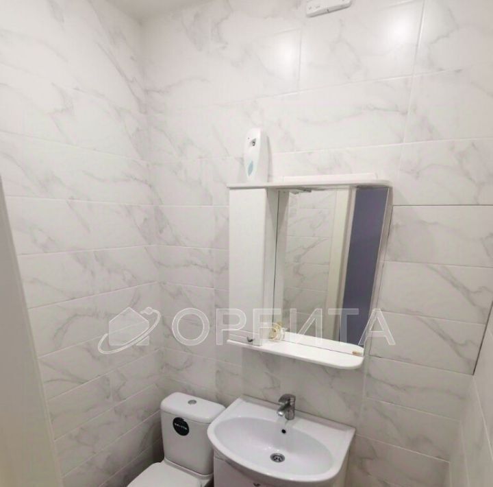 квартира г Тюмень р-н Центральный проезд Заречный 43 фото 32