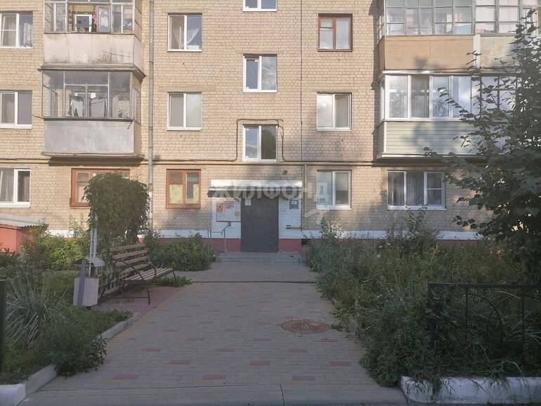 квартира г Белгород Восточный ул Садовая 37 фото 1