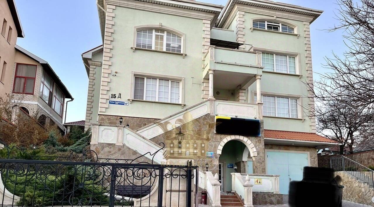 офис г Симферополь р-н Киевский ул Лизы Чайкиной 15д фото 3