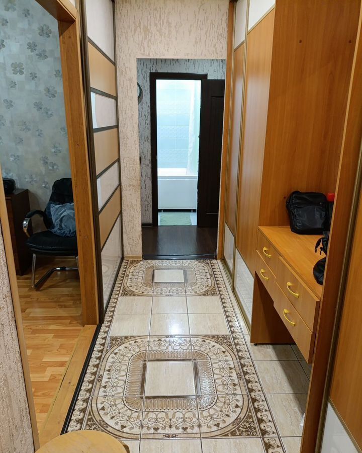 квартира г Абакан ул Крылова 106к/2 фото 1