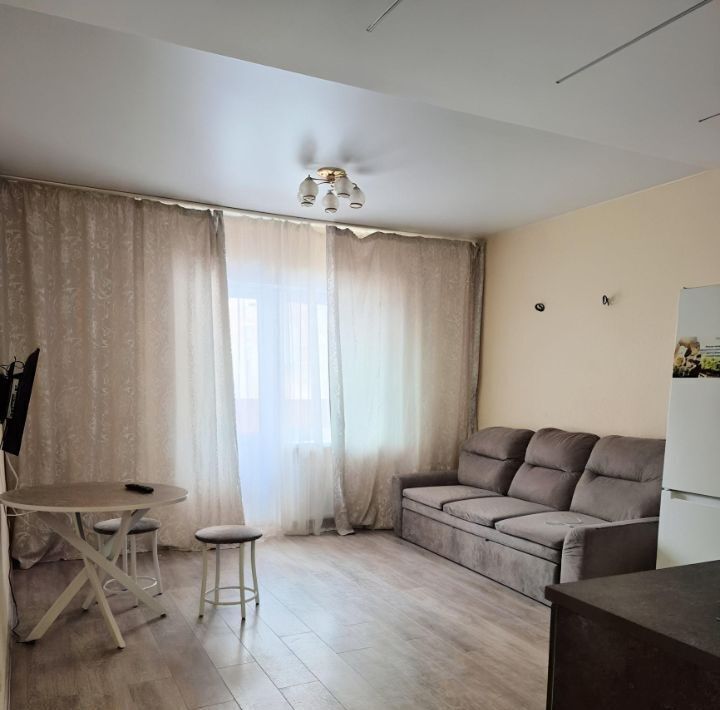 квартира г Киров р-н Ленинский ул Архитектора Валерия Зянкина 7к/2 фото 1