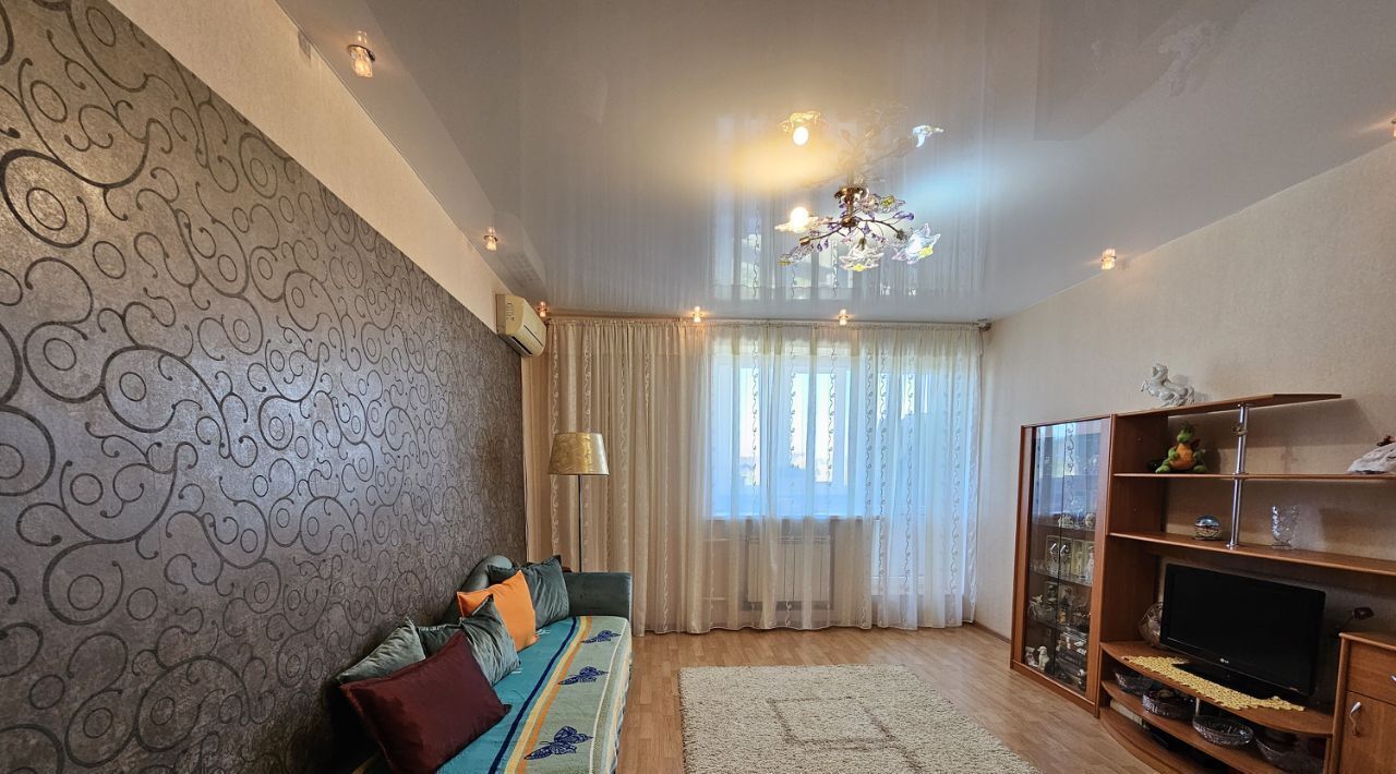 квартира г Волгоград р-н Советский ул 35-й Гвардейской 21 фото 1