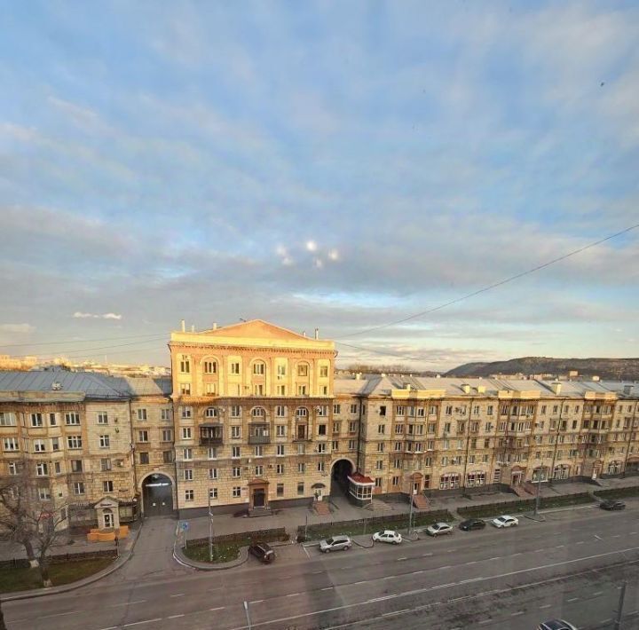 квартира г Новокузнецк р-н Центральный пр-кт Металлургов 13 фото 9