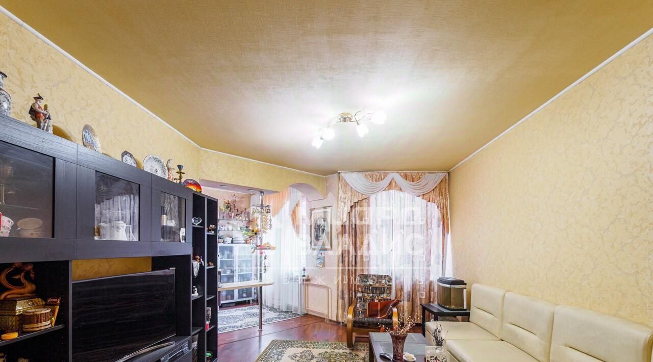 квартира г Омск р-н Октябрьский ул Братская 19 фото 1